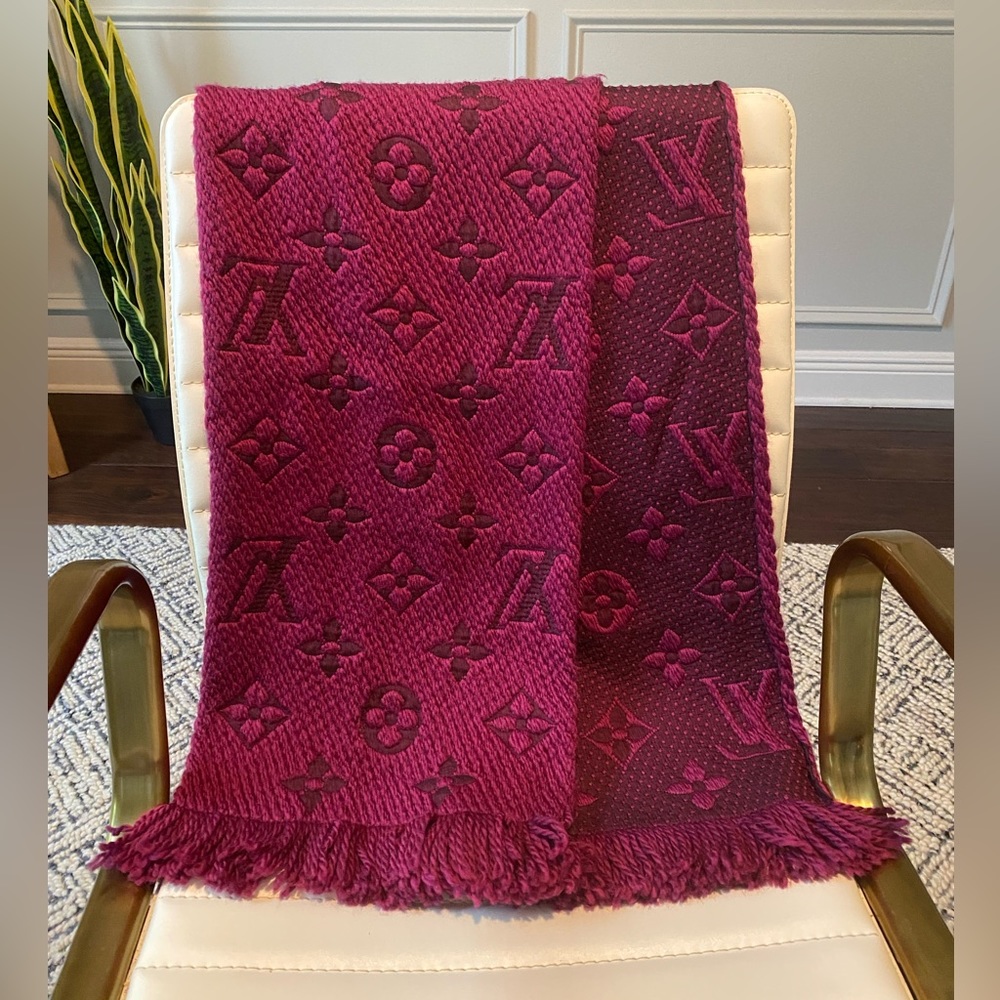 Louis Vuitton Two-Tone Magenta and Plum Monogram Wool Scarf